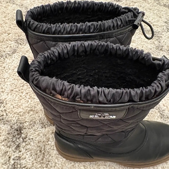 LOW START Coach Women's Black Leather and Nylon Quilted Winter Boots GUC - Picture 4 of 6